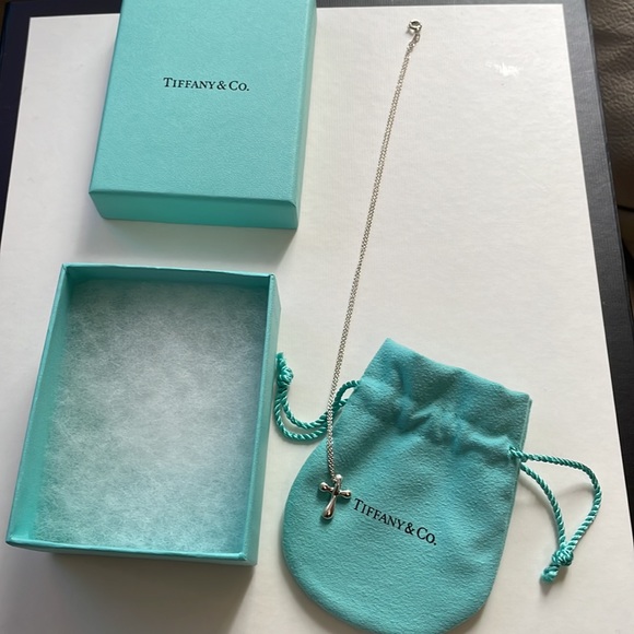 Tiffany & Co. Jewelry - Sold💓TIFFANY & CO.
Cross Pendant Necklace💓